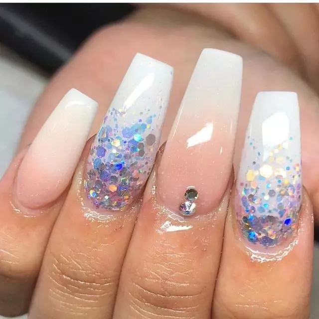 J Luxe Nails & Spa