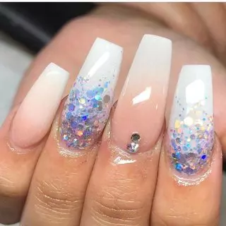 J Luxe Nails & Spa
