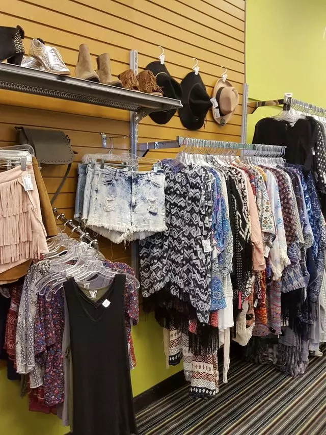 Plato&apos;s Closet - Sanford
