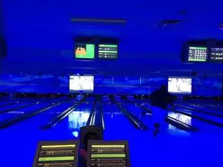 Airport Lanes