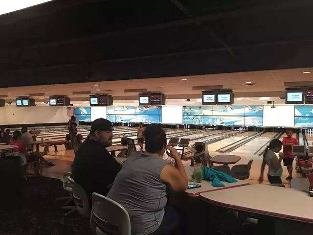 Airport Lanes