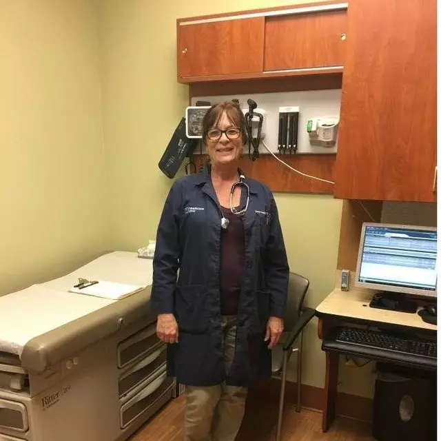 DeeCare HealthAide